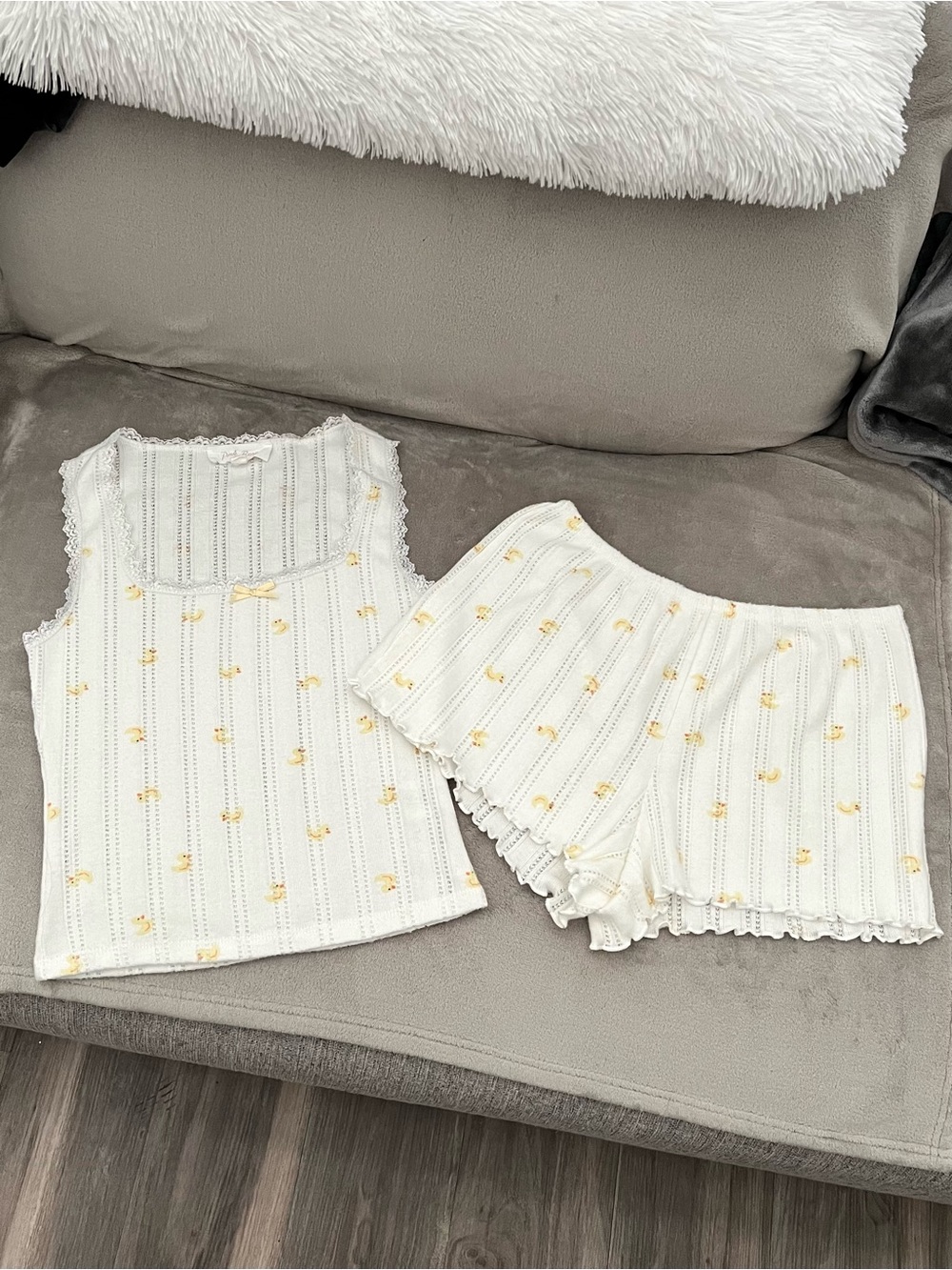 Pink Rose Pointelle white & yellow duck print pajama set | Small